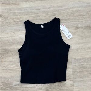 Uniqlo NWT Ribbed Cropped Bra Sleeveless Top